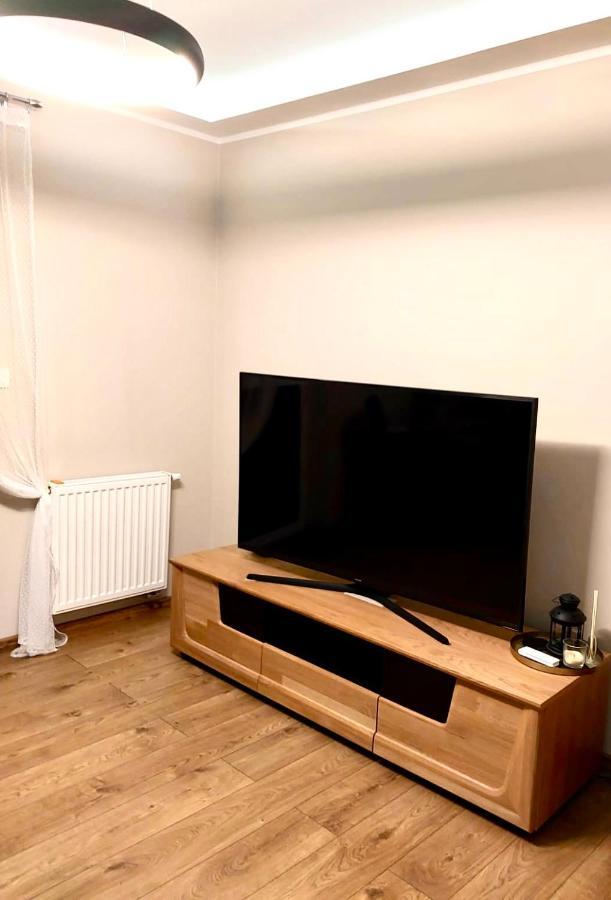 Apartament Sajowy Z Miejscem Postojowym W Garazu Podziemnym Apartment Torun Exterior photo